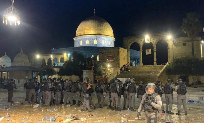 Konfrontasi di Masjid Al Aqsa: Penangkapan Jemaah Pasca Salat Subuh dan Tuduhan Penghasutan